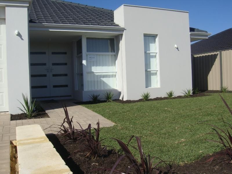 4 Milan Avenue, Hocking WA 6065