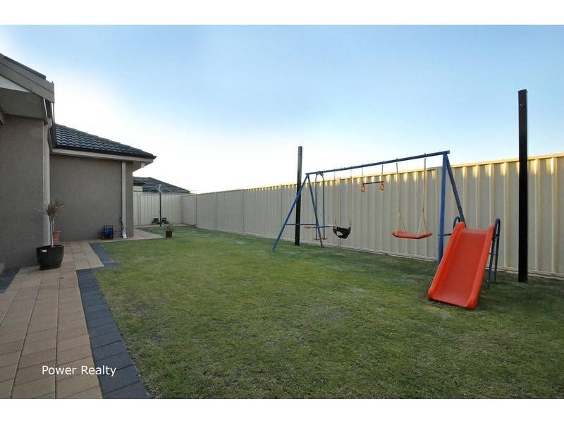 31 Pando Crescent, Landsdale WA 6065