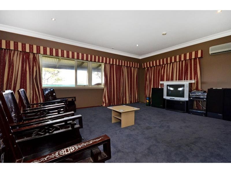 66 Pine Crest Way, Gnangara WA 6077