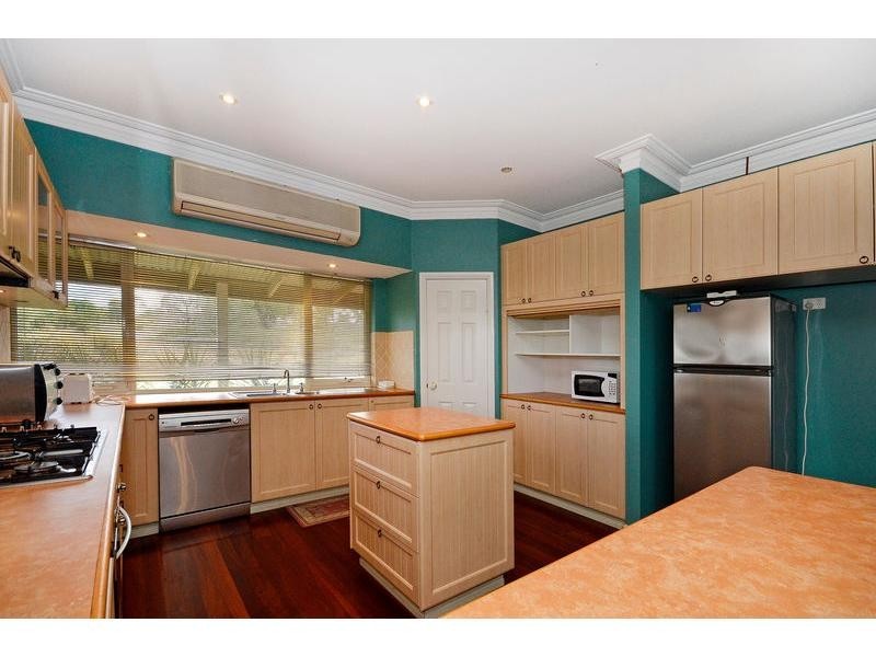 66 Pine Crest Way, Gnangara WA 6077