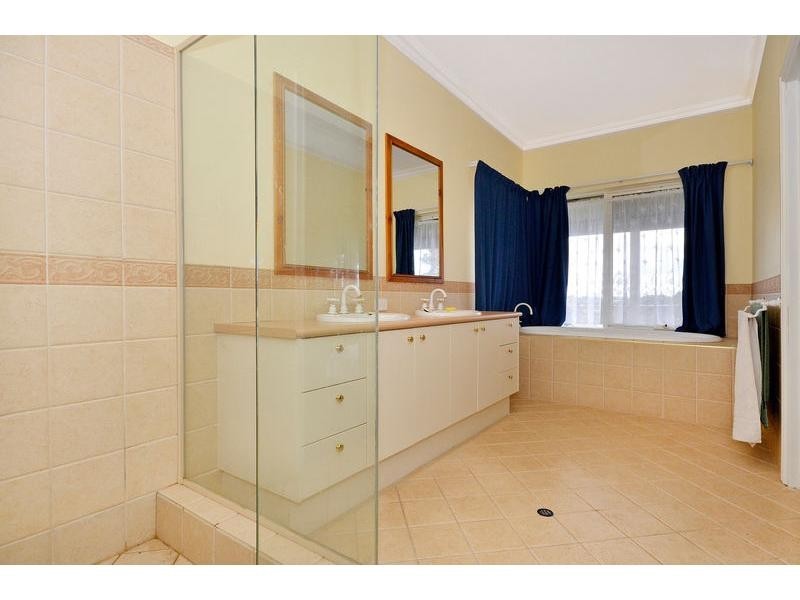 66 Pine Crest Way, Gnangara WA 6077