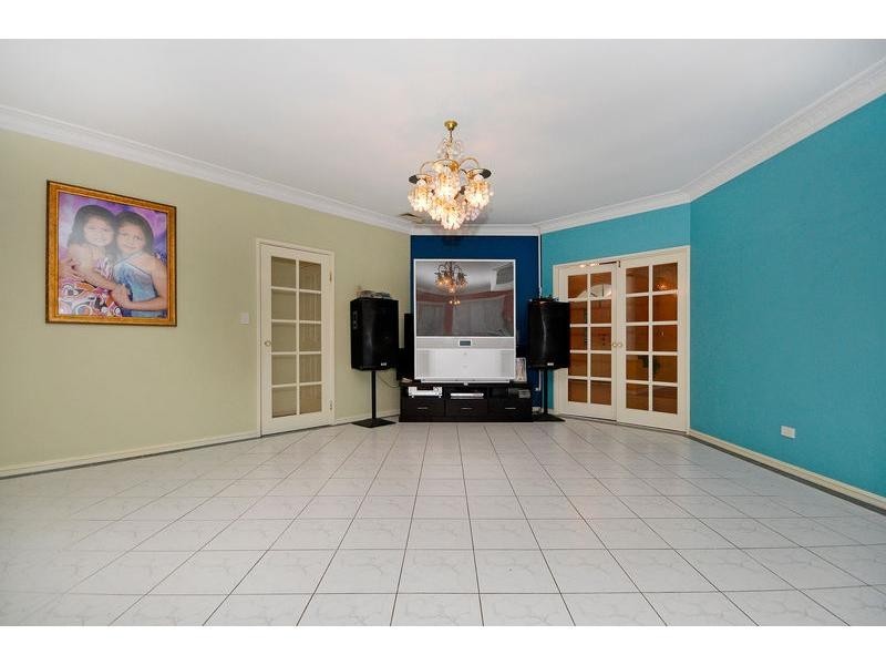 3 Syme Road, Alexander Heights WA 6064