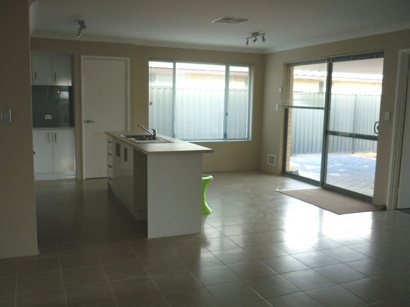20 Calendia Way, West Swan WA 6055