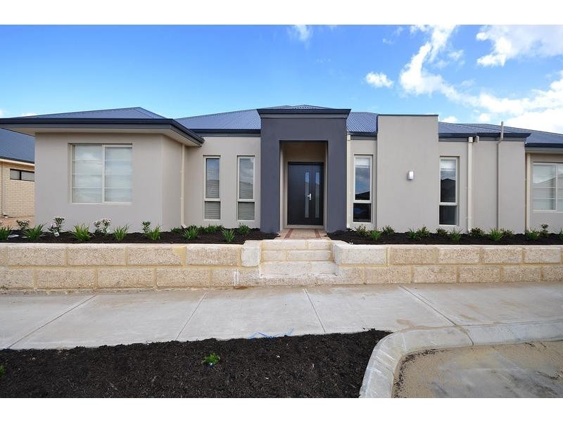 6 Vellum Loop, Aveley WA 6069