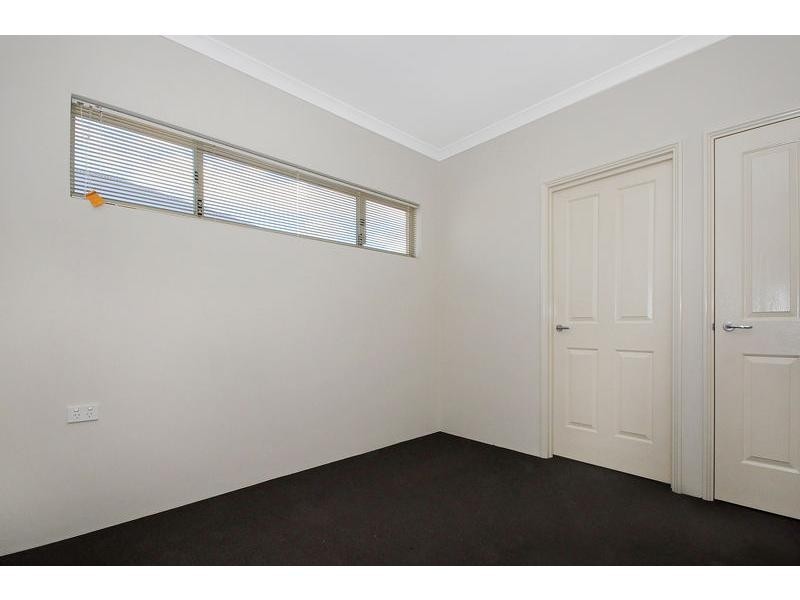 6 Vellum Loop, Aveley WA 6069