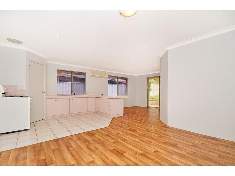 24 Picton Terrace, Alexander Heights WA 6064