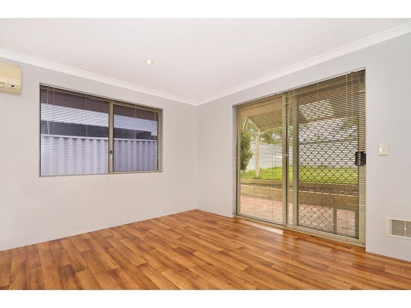 24 Picton Terrace, Alexander Heights WA 6064