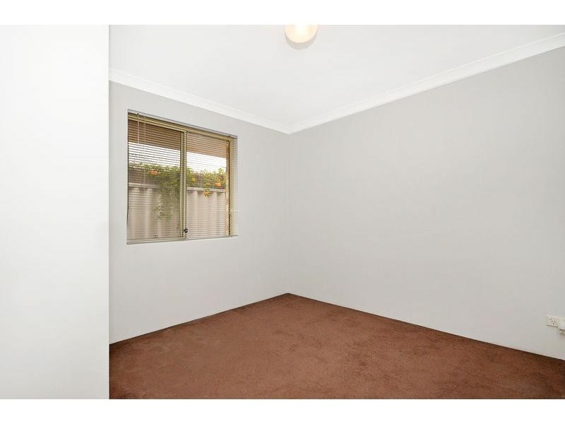 24 Picton Terrace, Alexander Heights WA 6064