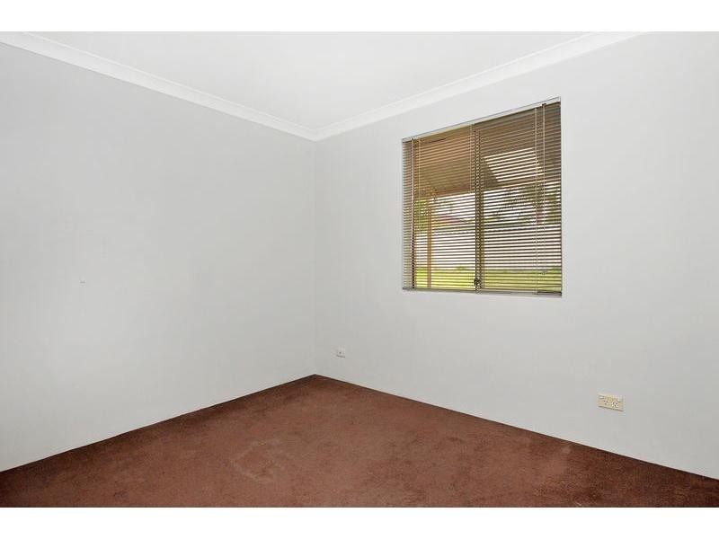 24 Picton Terrace, Alexander Heights WA 6064