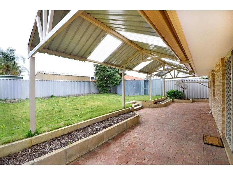 24 Picton Terrace, Alexander Heights WA 6064