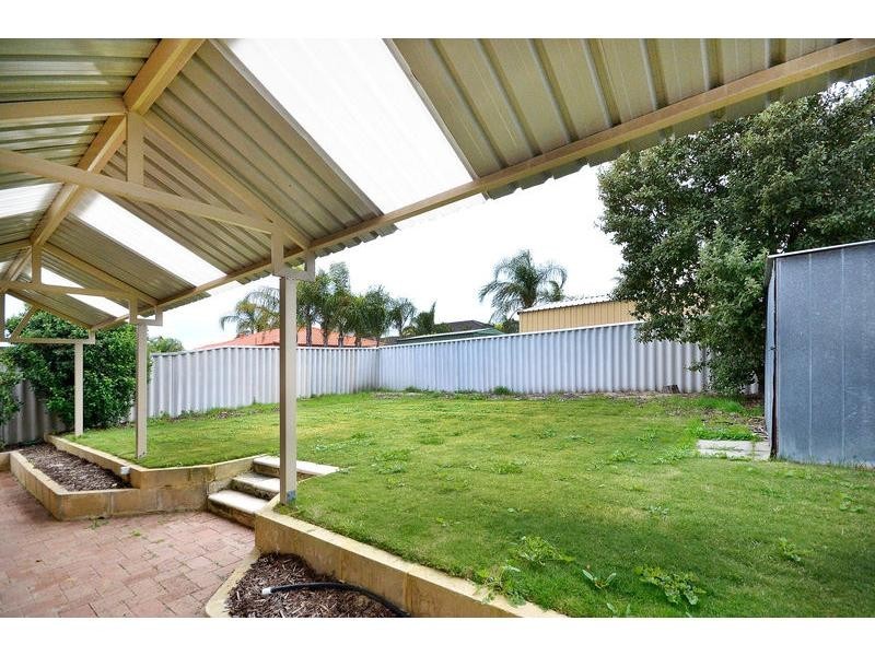 24 Picton Terrace, Alexander Heights WA 6064