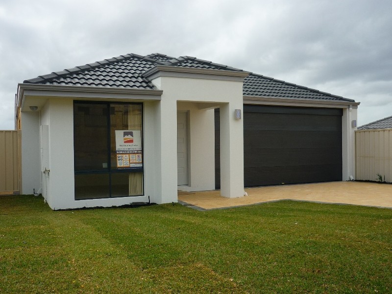 31 Bolton Way, Darch WA 6065