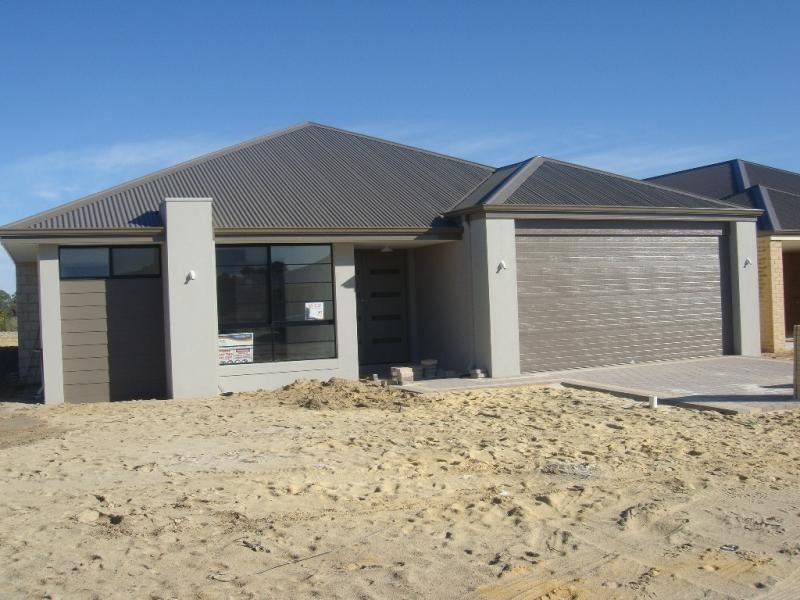 10 Litoria Pass, West Swan WA 6055