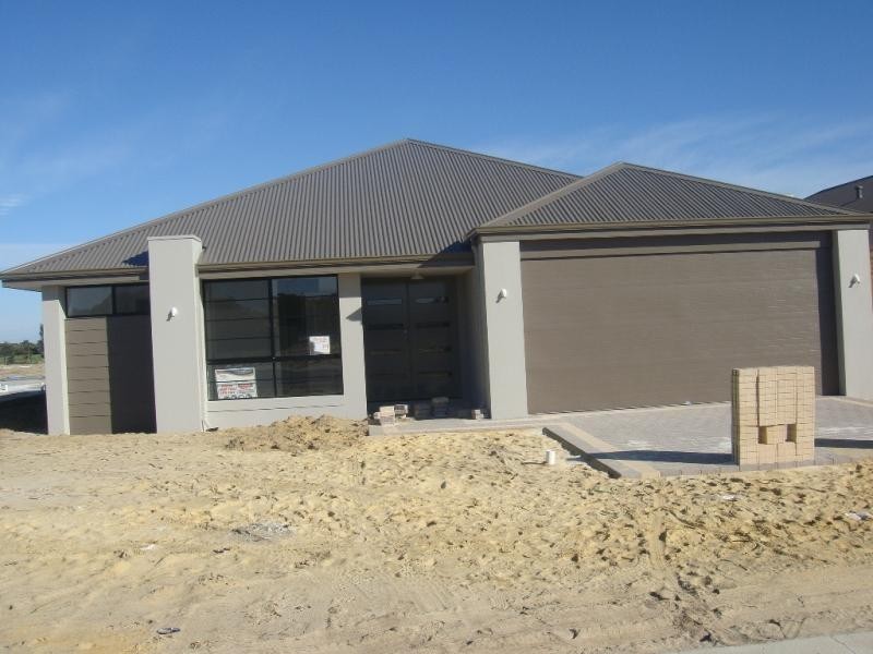 10 Litoria Pass, West Swan WA 6055