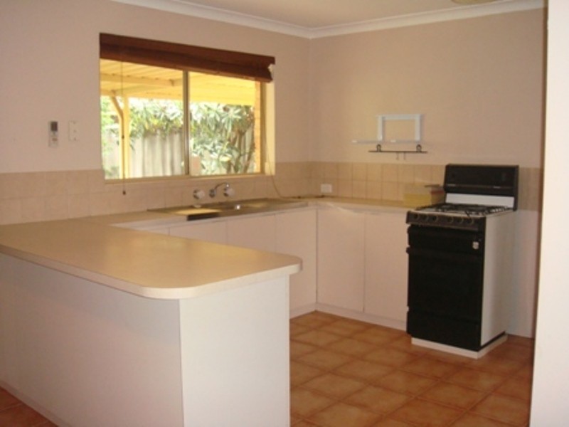 9 Monstera Court, Alexander Heights WA 6064