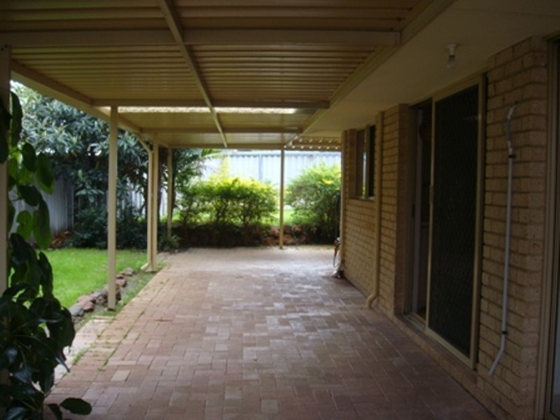 9 Monstera Court, Alexander Heights WA 6064