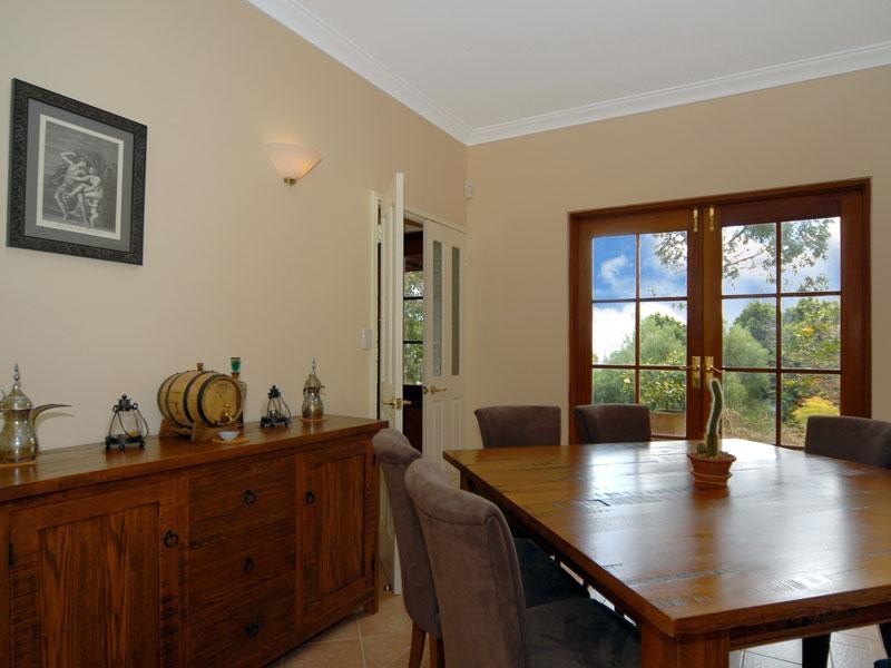 79 Kalamunda Road, Kalamunda WA 6076