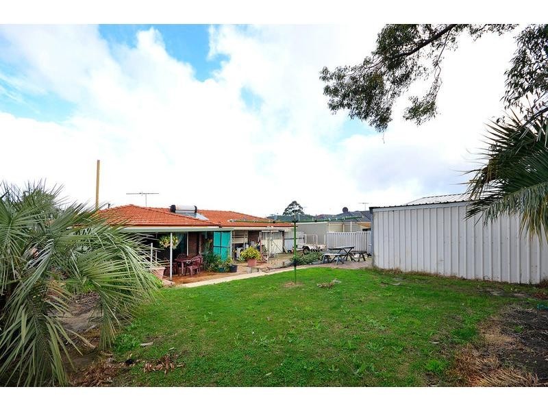 21 Loughton Way, Balga WA 6061