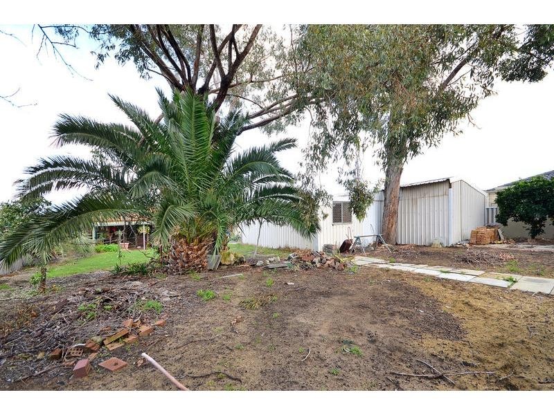 21 Loughton Way, Balga WA 6061