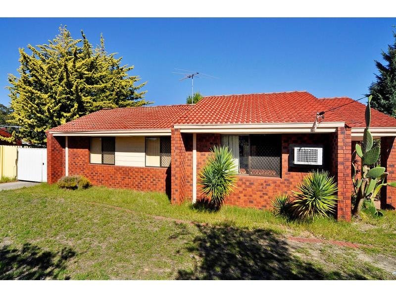 59 Golders Way, Girrawheen WA 6064
