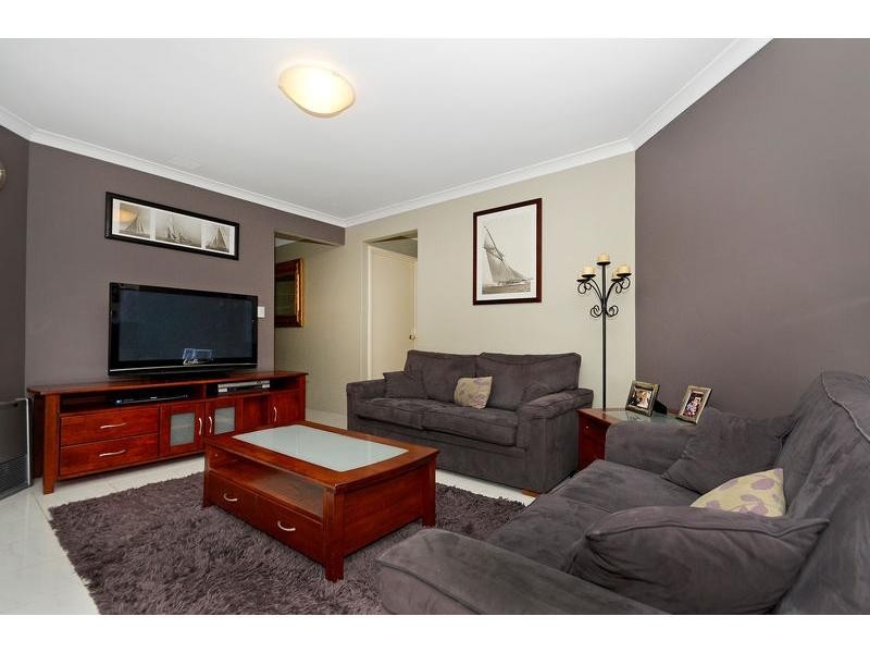 27 Truscott Elbow, Alexander Heights WA 6064