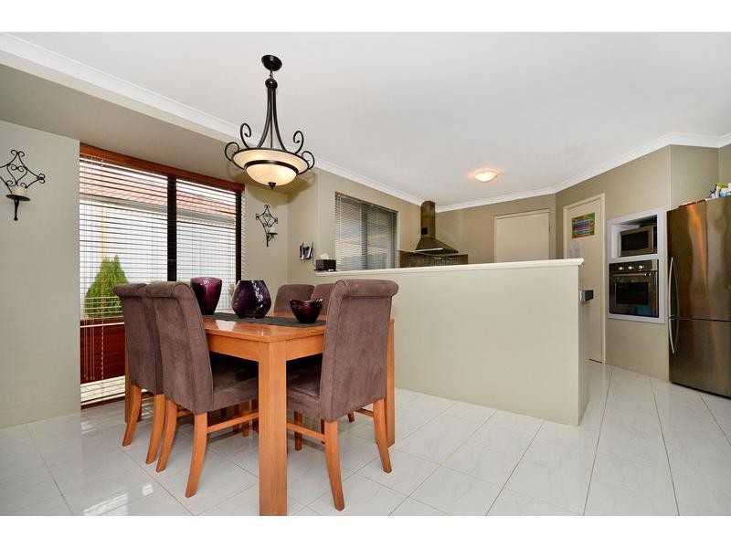 27 Truscott Elbow, Alexander Heights WA 6064