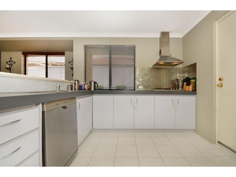 27 Truscott Elbow, Alexander Heights WA 6064