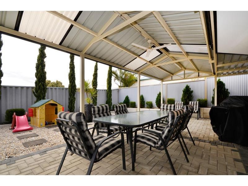 27 Truscott Elbow, Alexander Heights WA 6064