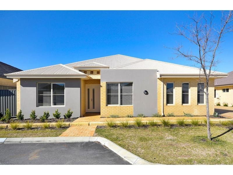 9 Koroit Way, Aveley WA 6069