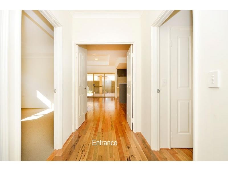 9 Koroit Way, Aveley WA 6069