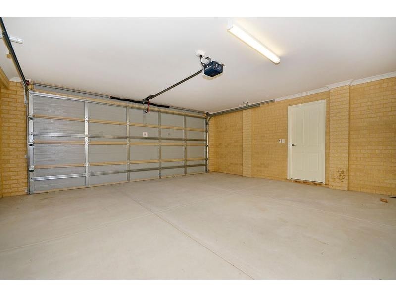 9 Koroit Way, Aveley WA 6069