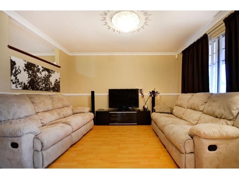 3 Tabubil Gardens, Ballajura WA 6066