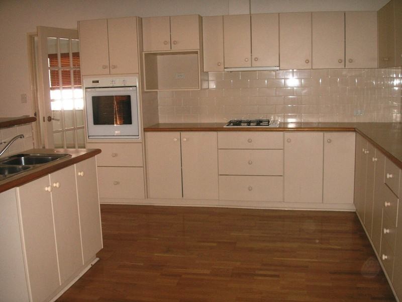 24 Josephine Way, Alexander Heights WA 6064