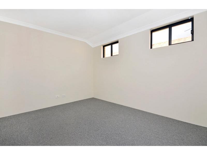 8 Verdello Way, Pearsall WA 6065