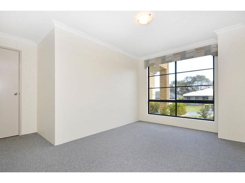 8 Verdello Way, Pearsall WA 6065