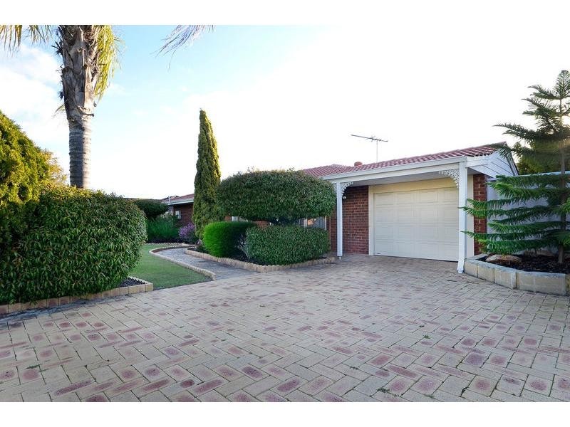 75 Highclere Boulevard, Marangaroo WA 6064