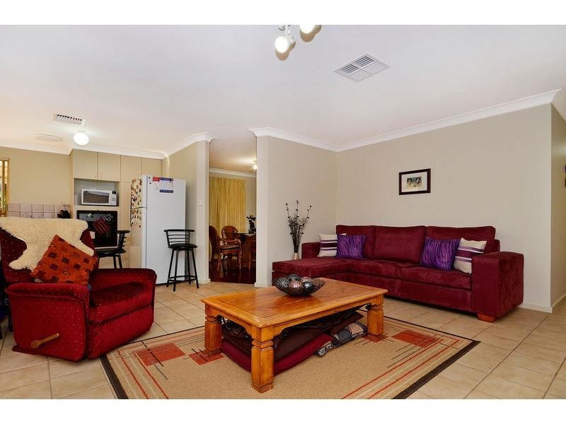 75 Highclere Boulevard, Marangaroo WA 6064