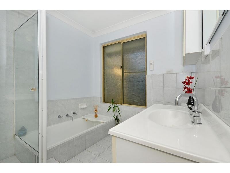 75 Highclere Boulevard, Marangaroo WA 6064