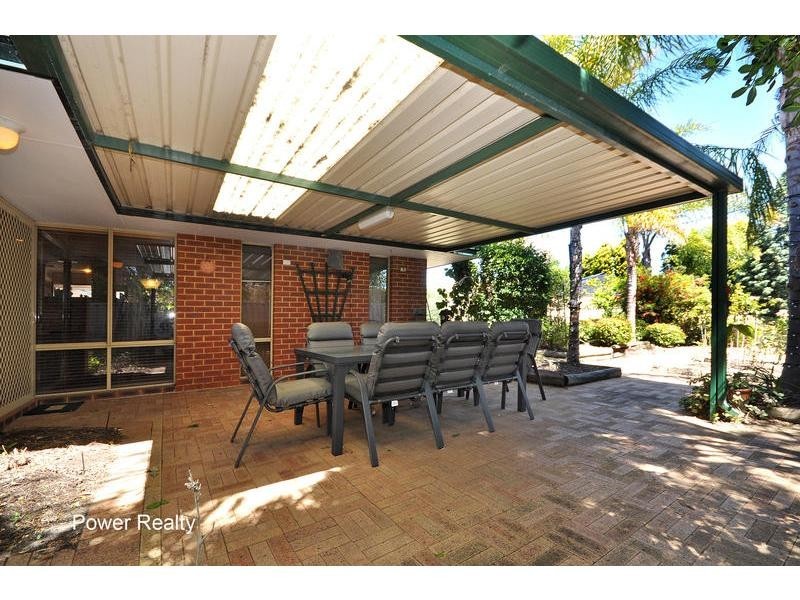 4 Wagtail Rise, Ballajura WA 6066