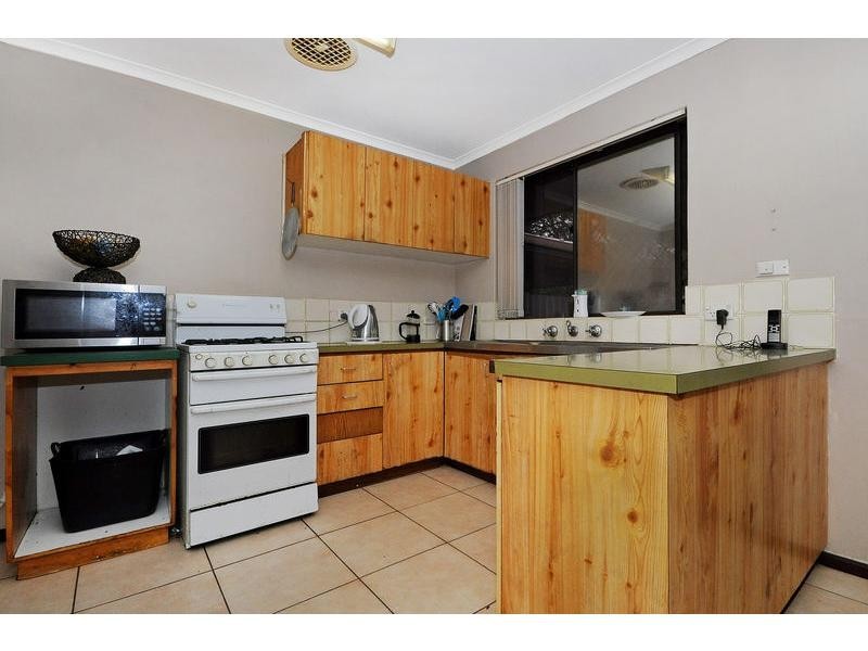 14 Hawkshead Way, Balga WA 6061