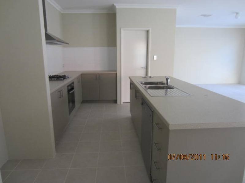 35 Winterthur Street, Landsdale WA 6065