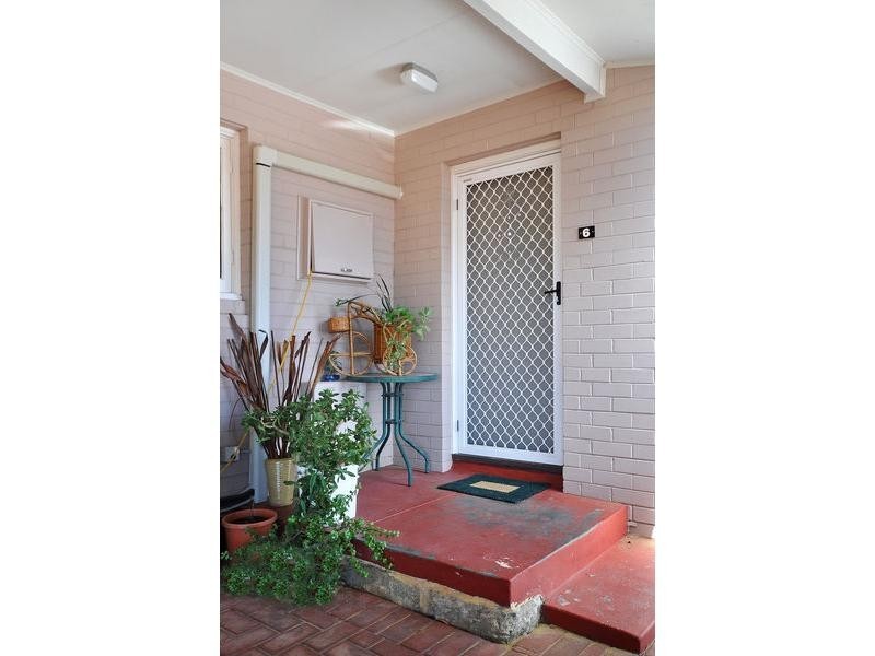 6/17 Westbrook Way, Girrawheen WA 6064