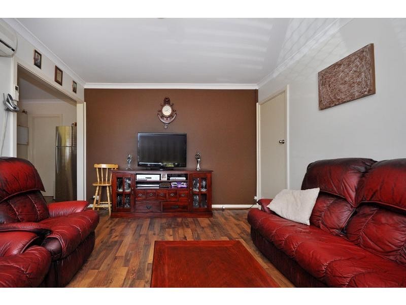 6/17 Westbrook Way, Girrawheen WA 6064