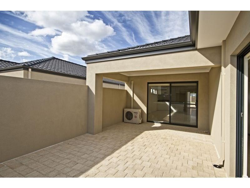 105A Hayes Avenue, Yokine WA 6060