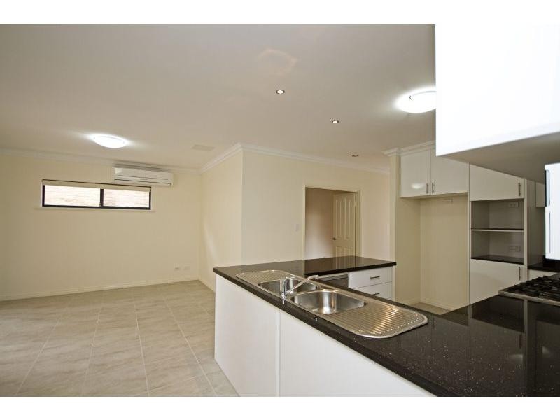 105D Hayes Avenue, Yokine WA 6060