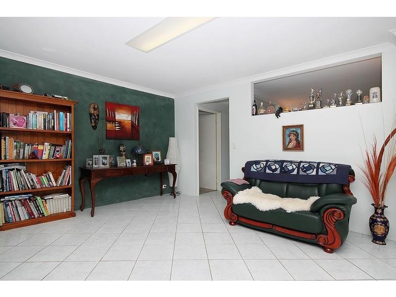 8 Asheville Parade, Landsdale WA 6065