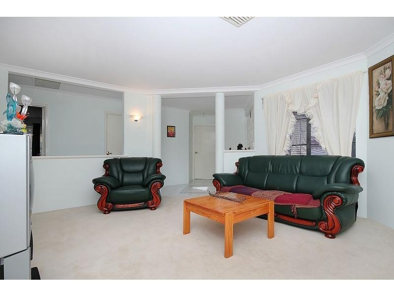 8 Asheville Parade, Landsdale WA 6065