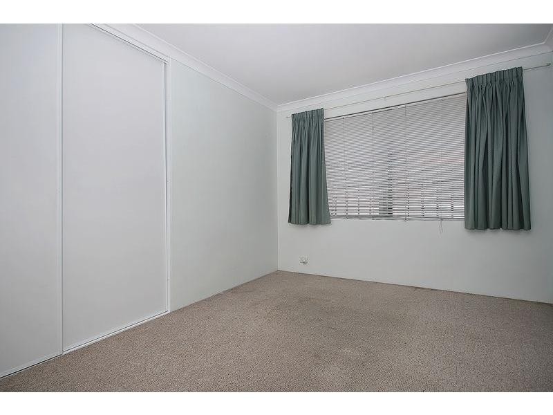 8 Asheville Parade, Landsdale WA 6065