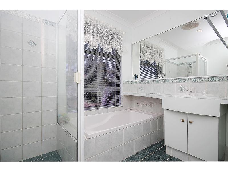 8 Asheville Parade, Landsdale WA 6065