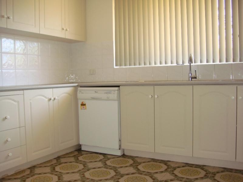 31 Lenham Way, Marangaroo WA 6064